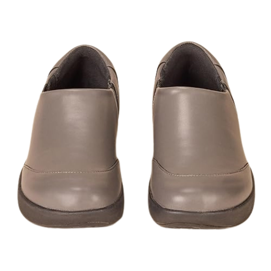 Chaussures de service antidérapantes pour femme en cuir